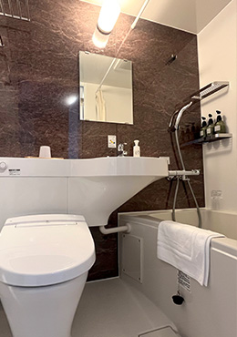 DOUBLE ROOM ダブルルーム